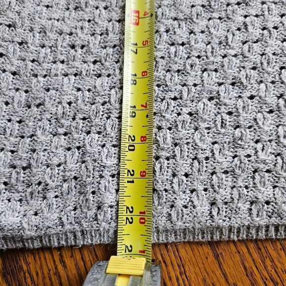 Liz Claiborne Medium Pastel Gray Textured Lightweight Long Sleeve Knit Sweater - Picture 3 of 9